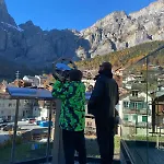 Modernes I Majing I I Gemmi * Лойкербад