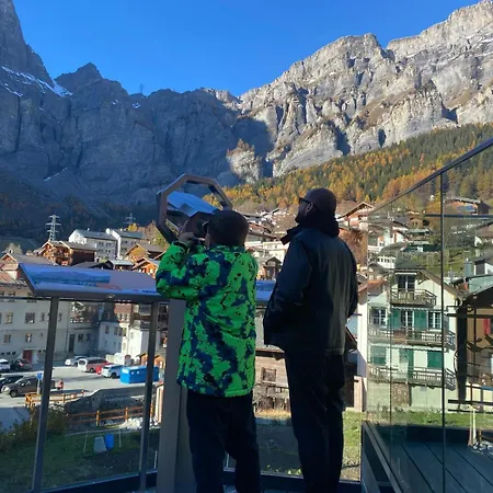 Modernes I Majing I I Gemmi * Лойкербад